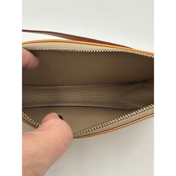 Louis Vuitton Verni Pochette - Picture 14 of 16